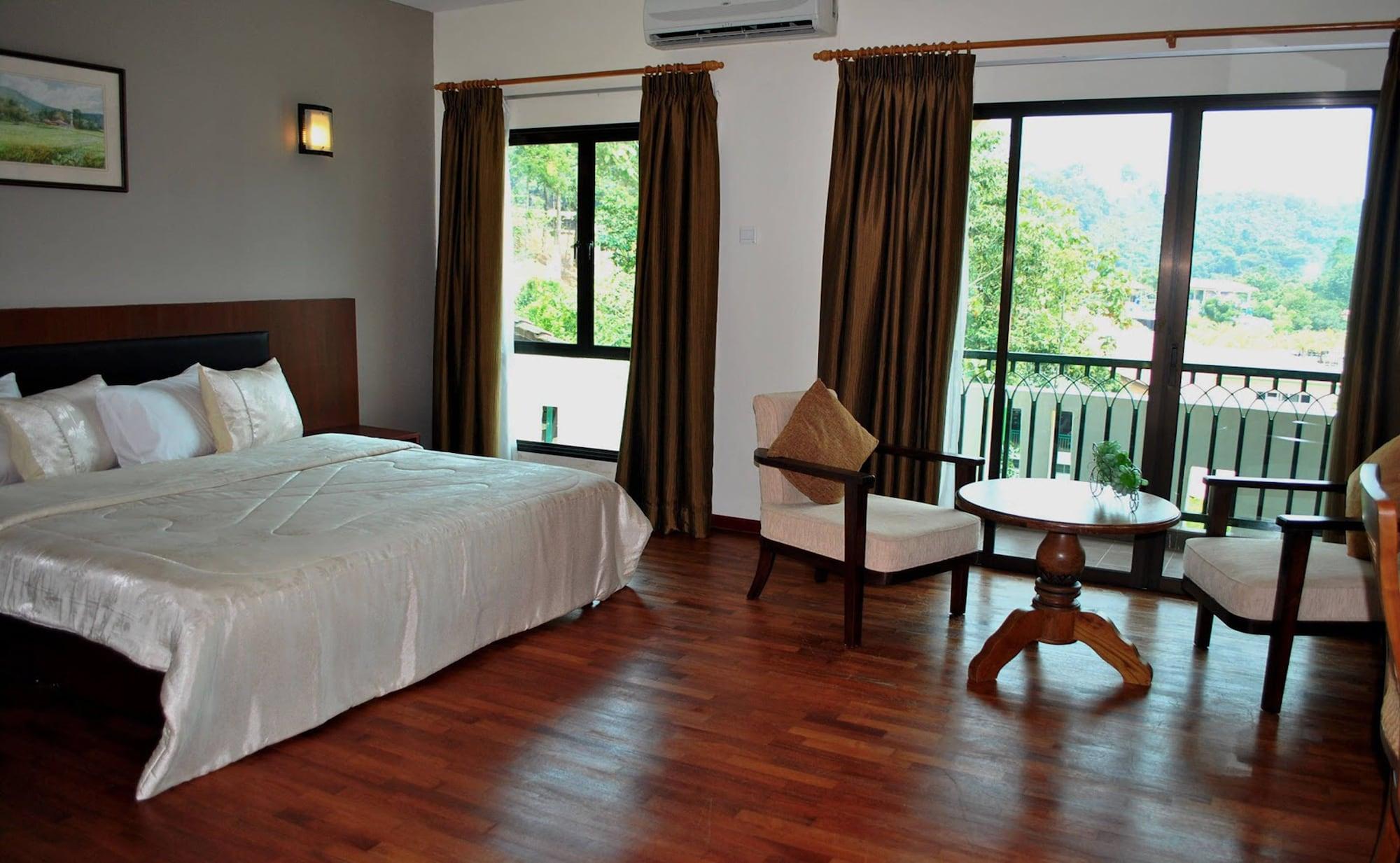 Arabian Bay Resort@ Bukit Gambang Resort City Extérieur photo